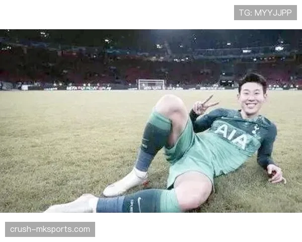 孙兴慜训练完直接去超市买打折菜？这自律程度真的服了